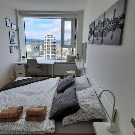 Unrivaled Look Over The City, 27th. Floor, Access 24/7 Apartmán *