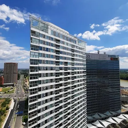 Unrivaled Look Over The City, 27th. Floor, Access 24/7 Bratislava